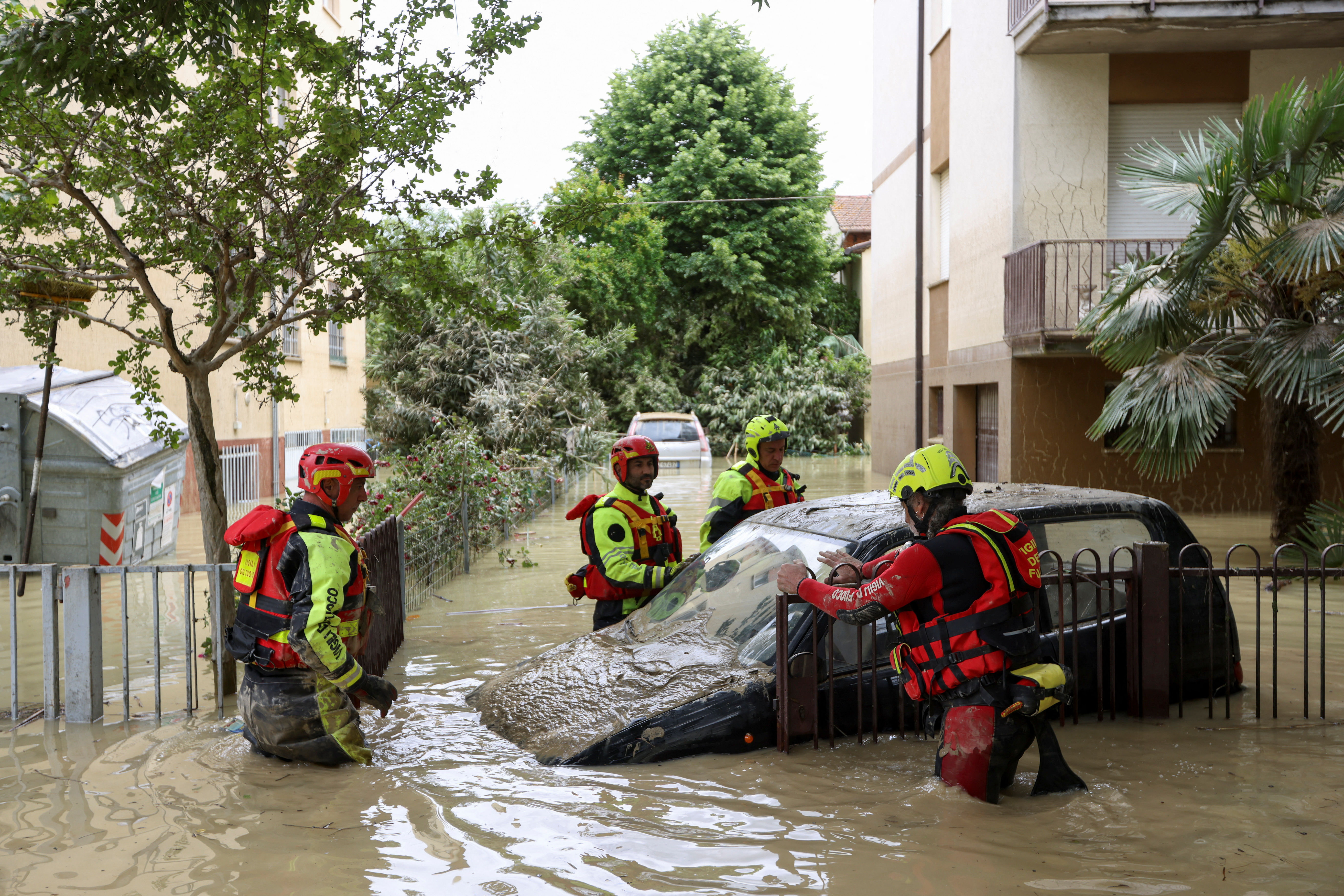 ▲▼ 義大利北部遭受百年最大洪災。（圖／路透）