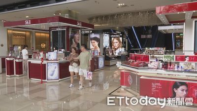 遇瘋狂追求者！櫃姐嚇到邊睡邊哭　恐嚇「不能跟老公有肌膚之親」