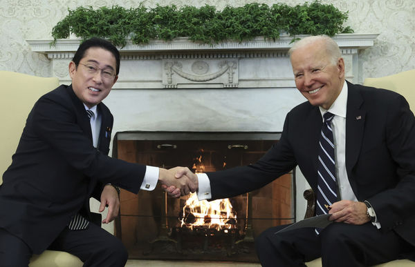 ▲▼本首相岸田文雄（左）、美國總統拜登（右）。（圖／美聯社）