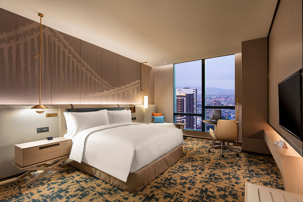 ▲新板希爾頓酒店希爾頓客房。（圖／新板希爾頓酒店提供）