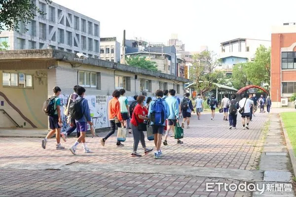 ▲▼國中教育會考今起一連舉行兩天，今年超過19萬人報考。（圖／教育部提供）