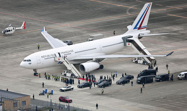 ▲▼澤倫斯基搭乘法國空軍空中巴士A330抵達日本。（圖／路透）