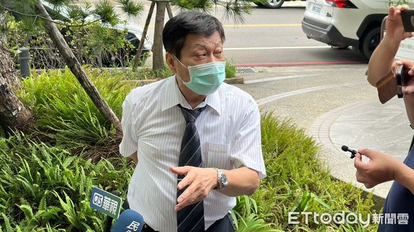 ▲▼             台中身家5億賴姓高中生命案，高大成重返現場。（圖／記者許權毅攝）