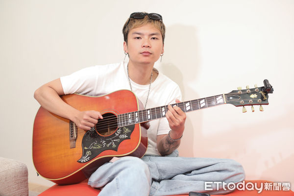 ▲▼ 袁小迪愛兒黃浩庭，以全新音樂身份「SAX MACHINE」推出專輯。（圖／記者黃克翔攝）