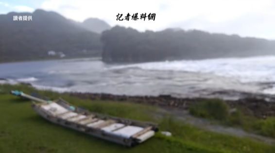 ▲▼花蓮秀姑巒溪出海口海水倒灌。（圖／翻攝記者爆料網）