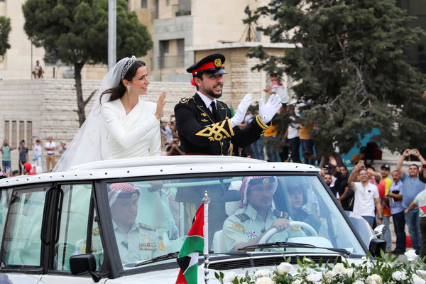 ▲▼約旦王儲胡笙（Hussein bin Abdullah）與沙烏地建築千金拉吉瓦（Rajwa Al Saif）於1日完成婚禮。（圖／路透）