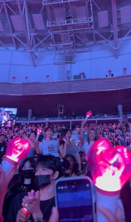 ▲太妍首爾場演唱會吸引了許多圈內好友。（圖／翻攝Instagram／taeyeon_ss、推特）