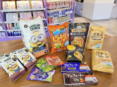 首創玉米濃湯軟糖！超商「異國零食新品」一次看　小小兵海苔超Q