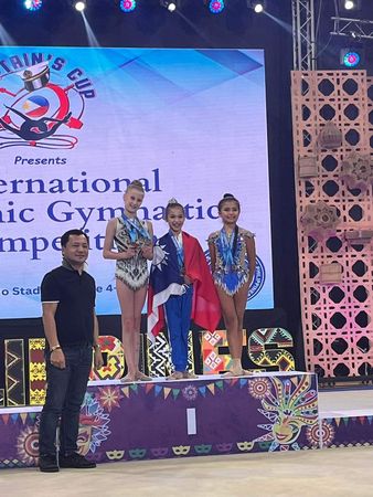 ▲▼瑞莎帶領的體操隊選手在菲律賓國際賽奪12金。（圖／翻攝自臉書／瑞莎）