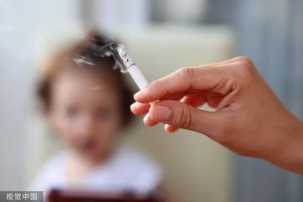 ▲▼抽菸。（圖／CFP）