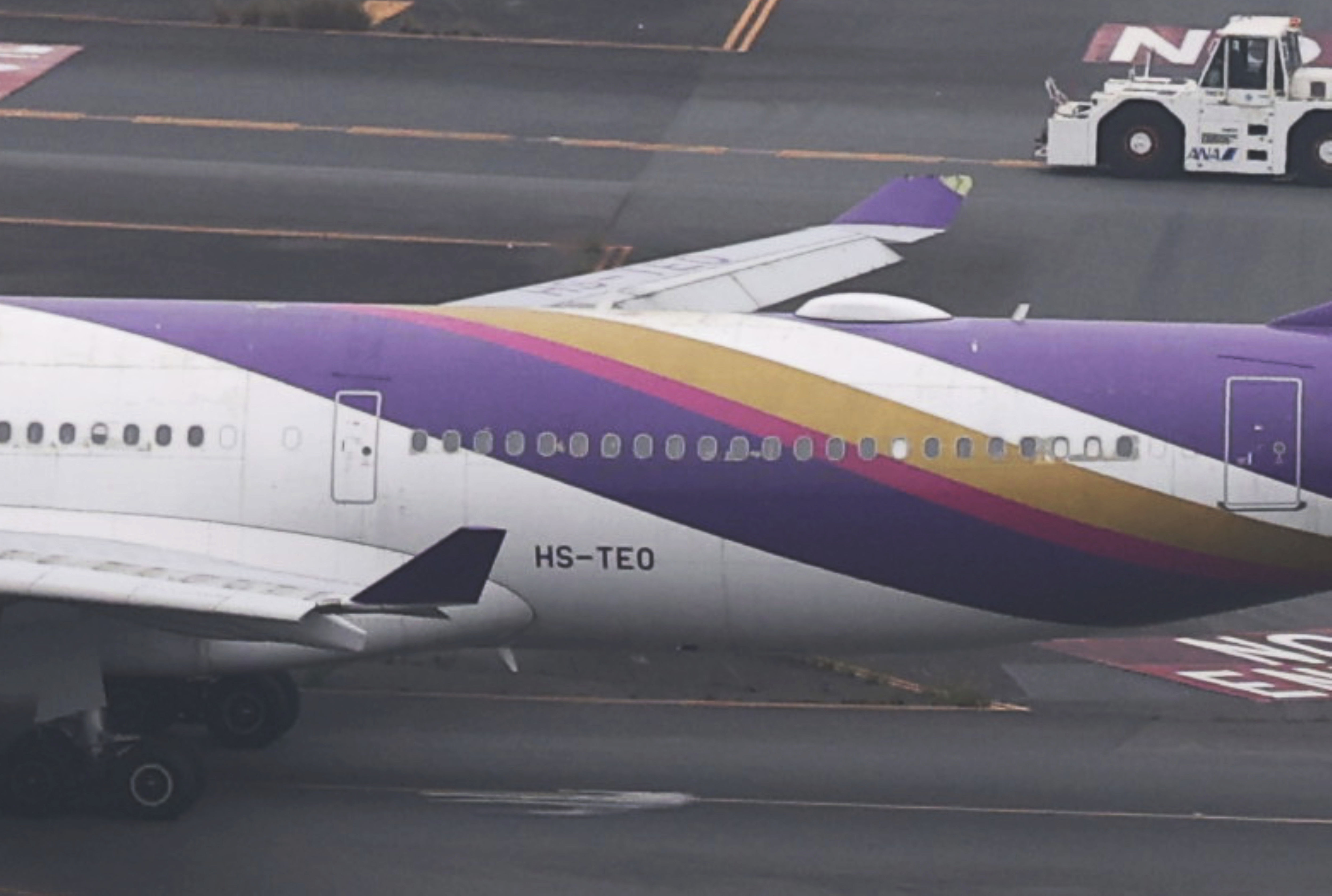 ▲▼ 長榮客機在羽田機場遭泰航客機擦撞。（圖／達志影像／美聯社）