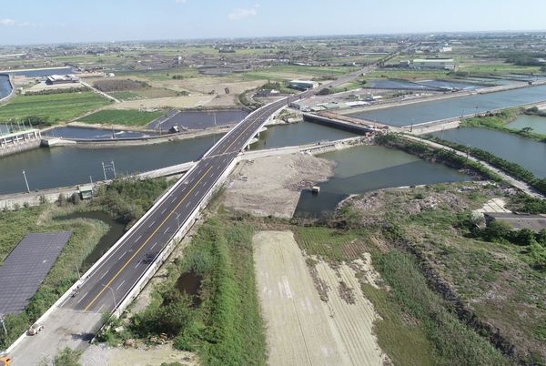 ▲▼嘉縣東石臥龍橋6月12日正式通車。（圖／嘉義縣政府提供）