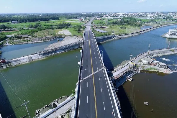 ▲▼嘉縣東石臥龍橋6月12日正式通車。（圖／嘉義縣政府提供）