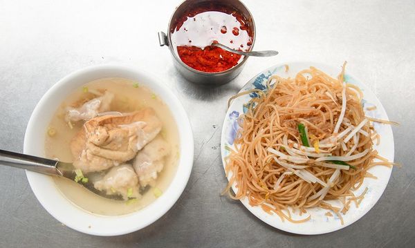 ▲▼三角窗豆干包。（圖／部落客小虎食夢網提供）