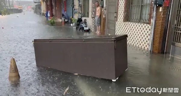 ▲▼             。（圖／高雄明孝里里長林浤澤提供）