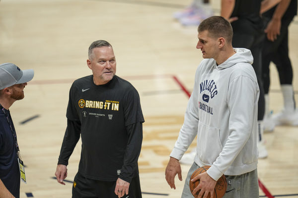 ▲▼金塊主帥馬龍、約基奇、莫瑞。（圖／達志影像／美聯社）