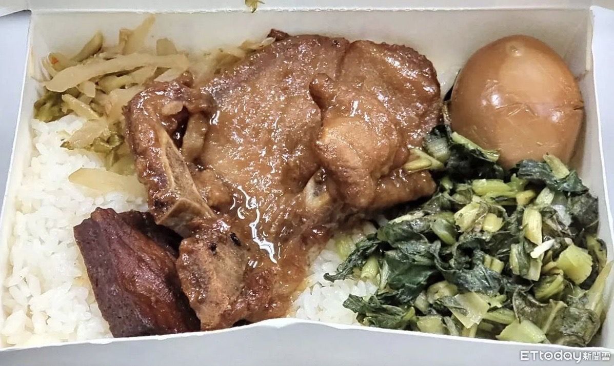 最好吃的台鐵便當「是七堵車站」 半小時就賣完!一票網狂讚
