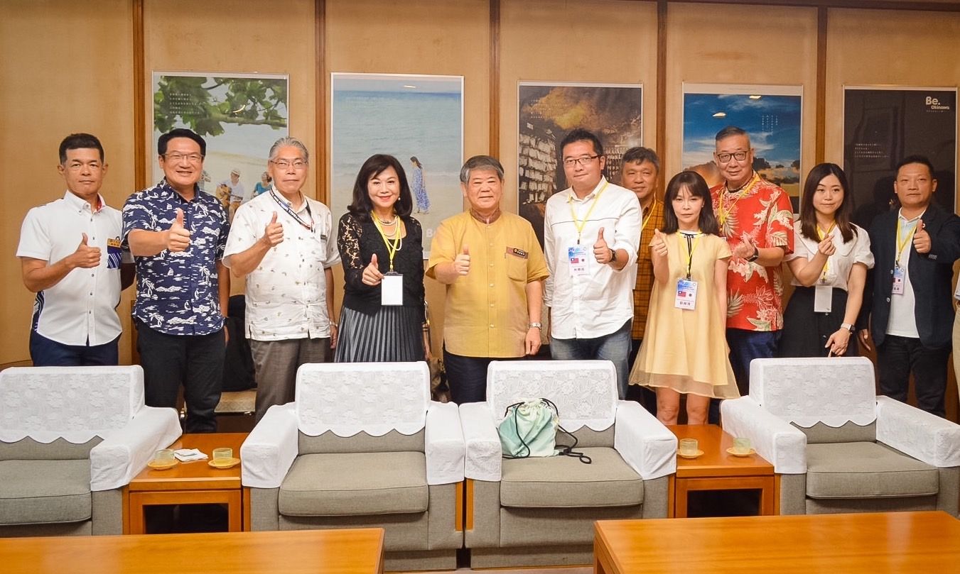 ▲台琉帆船賽25週年 副市長邱佩琳率隊訪沖繩。（圖／記者郭世賢翻攝）