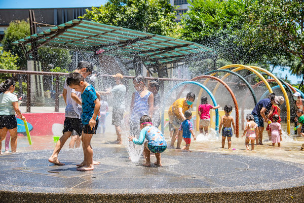 ▲新北市海世界水樂園、塭仔底濕地公園戲水池提前於6/18同步開放。（圖／高灘處提供）