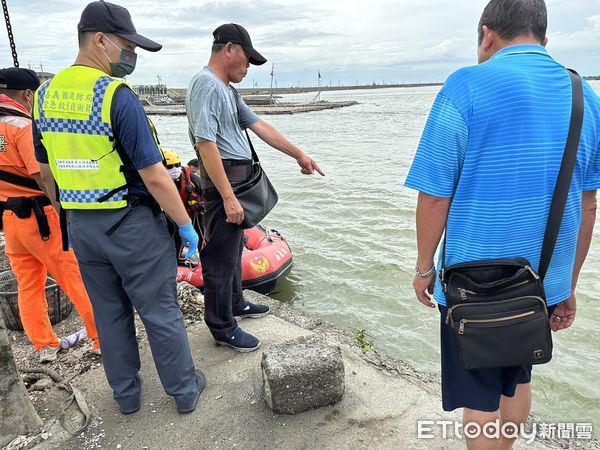 ▲▼  東石舊漁港發現男性浮屍 。（圖／嘉義縣消防局提供）