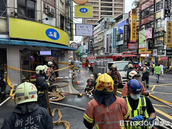 ▲▼板橋中正路氣爆。（圖／記者陳以昇攝）