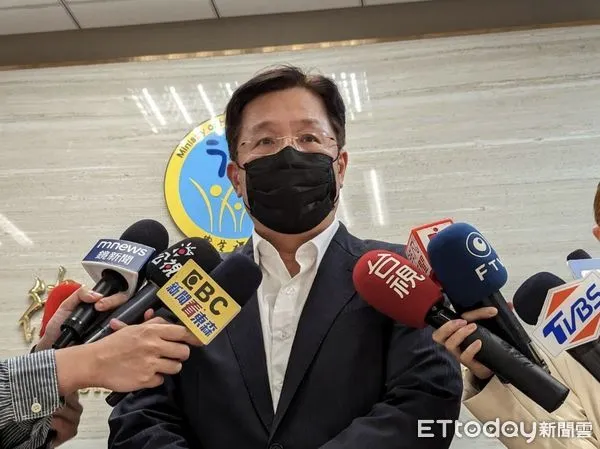 ▲▼新北餵藥幼兒園尿液檢驗，醫福會執行長林慶豐說明。（圖／記者洪巧藍攝）