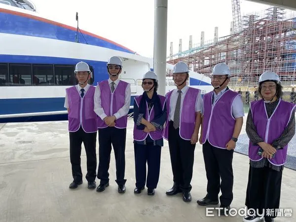 ▲▼陳菊率監委抵金門履勘查案 邱太三陪訪道：開放陸客一個銅板敲不響！（圖／記者林名揚翻攝）