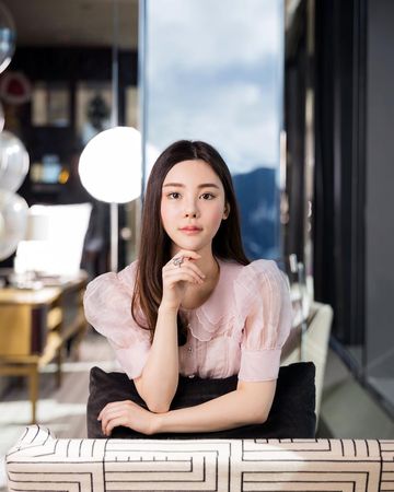 ▲▼蔡天鳳生前愛美，夫家斥資300萬港幣打造粉色葬禮。（圖／翻攝自IG／xxabbyc）