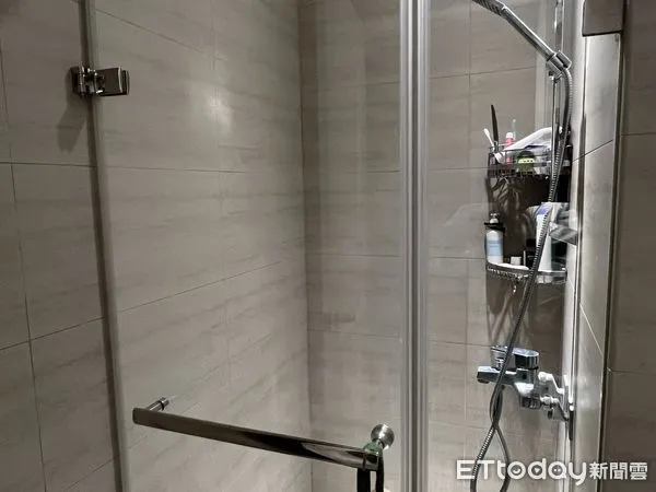▲▼      浴室,乾濕分離       。（圖／記者項瀚攝）