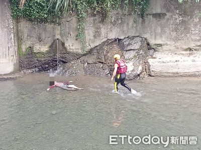 快訊／連假傳意外！老街遊客驚見女墜烏來橋　重摔9m骨折哀號