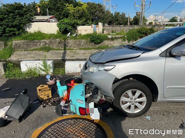 ▲▼彰化發生離奇車禍。（圖／記者唐詠絮翻攝）