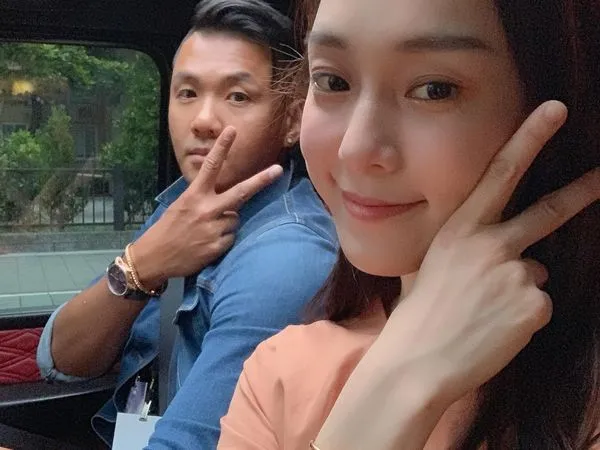 ▲▼黑人陳建州和老婆范瑋琪。（圖／范范范瑋琪粉絲專頁）