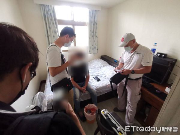 ▲▼一名保全員利用工作之便，1年多來蒐集2億筆住戶個資，出租給房仲業，獲利上百萬元，後來被判10個月。（圖／民眾提供，下同）