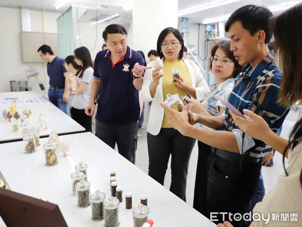 ▲▼  越南國家藥用材料研究所團隊至嘉大取經植物新藥綠色萃取技術  。（圖／嘉義大學提供）