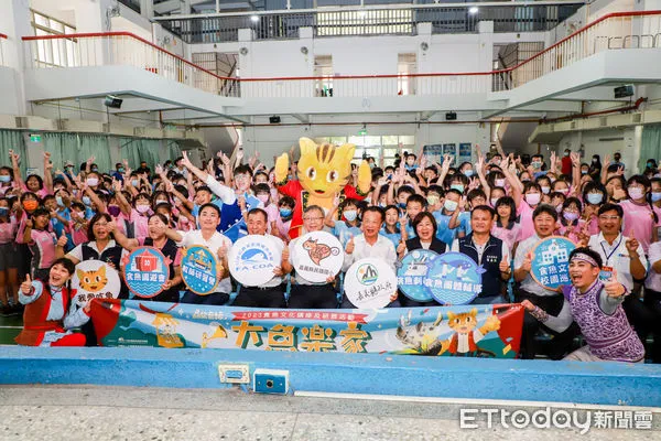 ▲▼ 漁業署全國巡迴推廣食魚文化 首站抵達民雄國小  。（圖／嘉義縣政府提供）