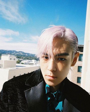 T.O.P.日前接受時尚品牌邀請到美國參加時裝週活動。（翻攝T.O.P. INS）