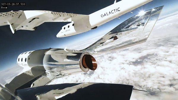 ▲▼太空旅遊公司維珍銀河今天成功將首批付費乘客送上太空邊緣。（圖／CFP）