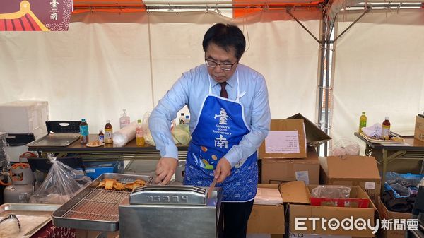 ▲日本全國最大的的公路休息站「道之驛前橋赤城」辦理台南祭，黃偉哲市長在開幕式，特率多家台南農特產品、伴手禮業者前往設攤，大力推銷台南特產。（圖／記者林悅翻攝，下同）