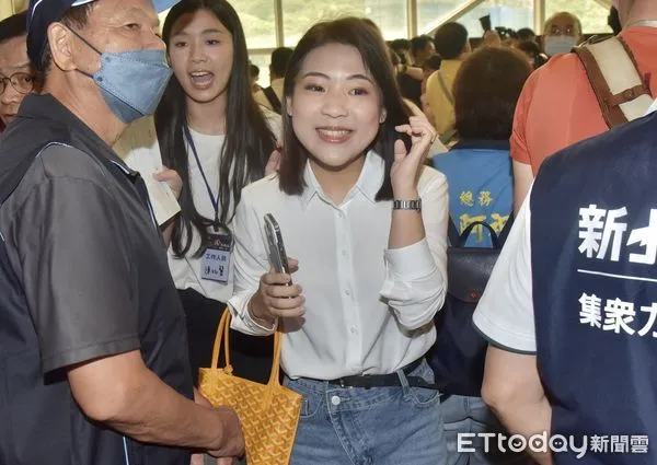 ▲▼國民黨總統暨台北市立委候選人造勢大會，徐巧芯 。（圖／記者李毓康攝）