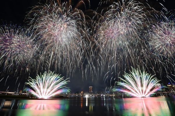 ▲「大稻埕夏日節」首場煙火於今（5）日晚間8:30施放，觀傳局透露，180秒煙火主題為「歡瑩光臨」。（圖／翻攝自台北旅遊網）