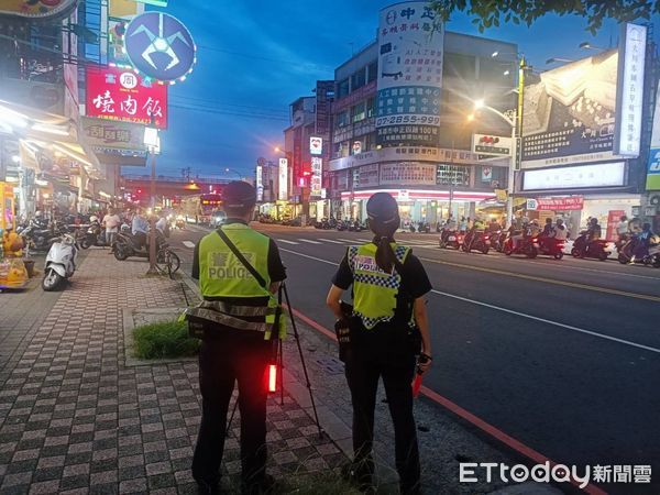 ▲屏東警分局執行「未依規定讓車」勤務，確保交通安全            。（圖／記者陳崑福翻攝）