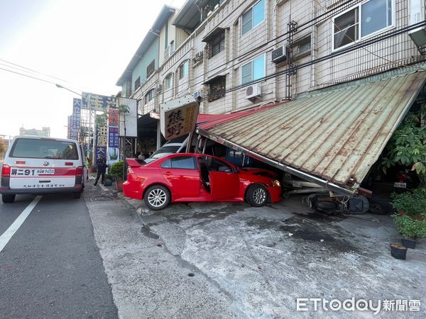 ▲▼屏東車禍             。（圖／記者陳崑福翻攝）