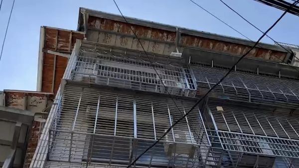 ▲▼張錦豪收到民眾陳情，指黃國昌汐止4層樓透天厝，實際上是有頂樓加蓋的5層樓建築物。（圖／翻攝自Facebook／新北市議員張錦豪）