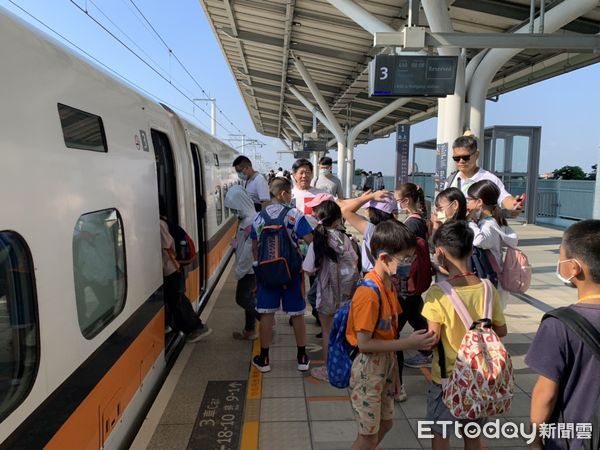 ▲▼高鐵嘉義站送愛 助孩童實現台北一日快閃。（圖／台灣高鐵提供）