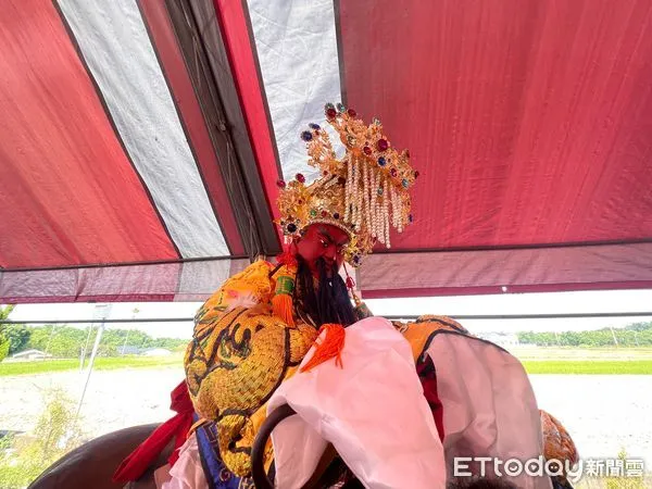 ▲▼ 嘉義大林聖賢宮夜巡傳承天香文化，發揚關聖帝君的忠義精神 。（圖／記者翁伊森攝）