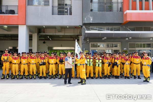 ▲台南市搜救隊參加國家搜救隊伍認證，進行36小時不間斷救援作業，順利取得中型搜救隊伍資格，將加入國際人道救援輪值行列。（圖／記者林悅翻攝，下同）