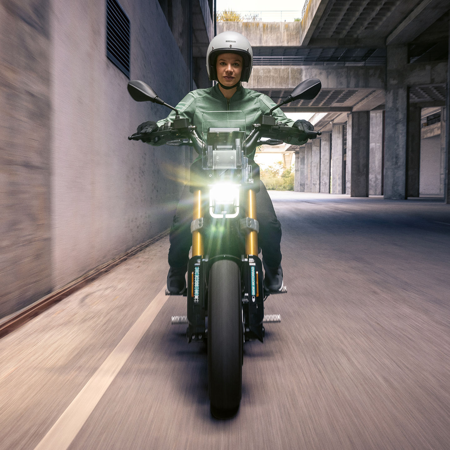 ▲BMW Motorrad全新CE 02電動車開賣。（圖／翻攝自BMW Motorrad）