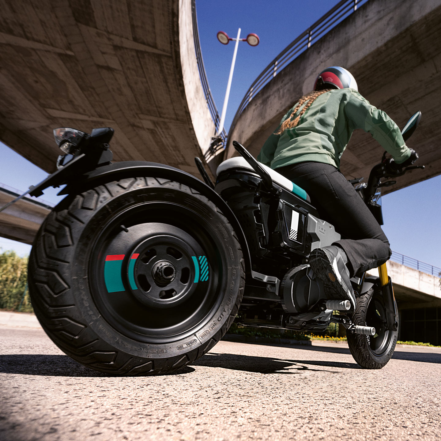 ▲BMW Motorrad全新CE 02電動車開賣。（圖／翻攝自BMW Motorrad）
