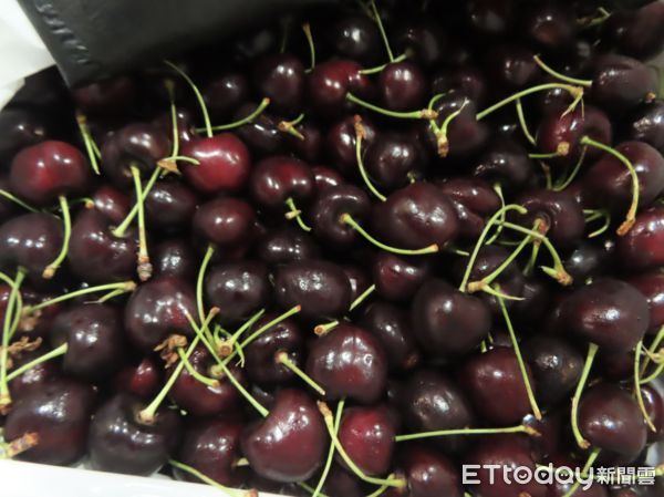 ▲▼美國出口「鮮紅櫻桃(FRESH CHERRIES)」檢出農藥殘留含量不符規定 。（圖／食藥署提供）