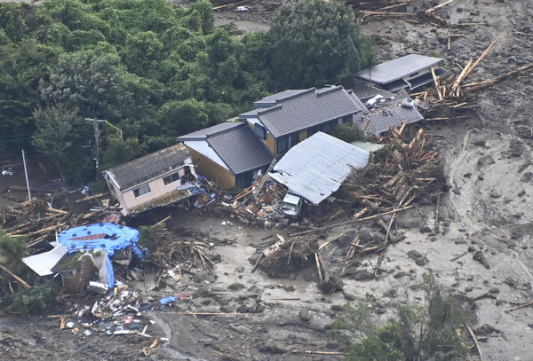 ▲▼日本九州北部地區暴雨釀6死3失蹤。（圖／達志影像／美聯社）